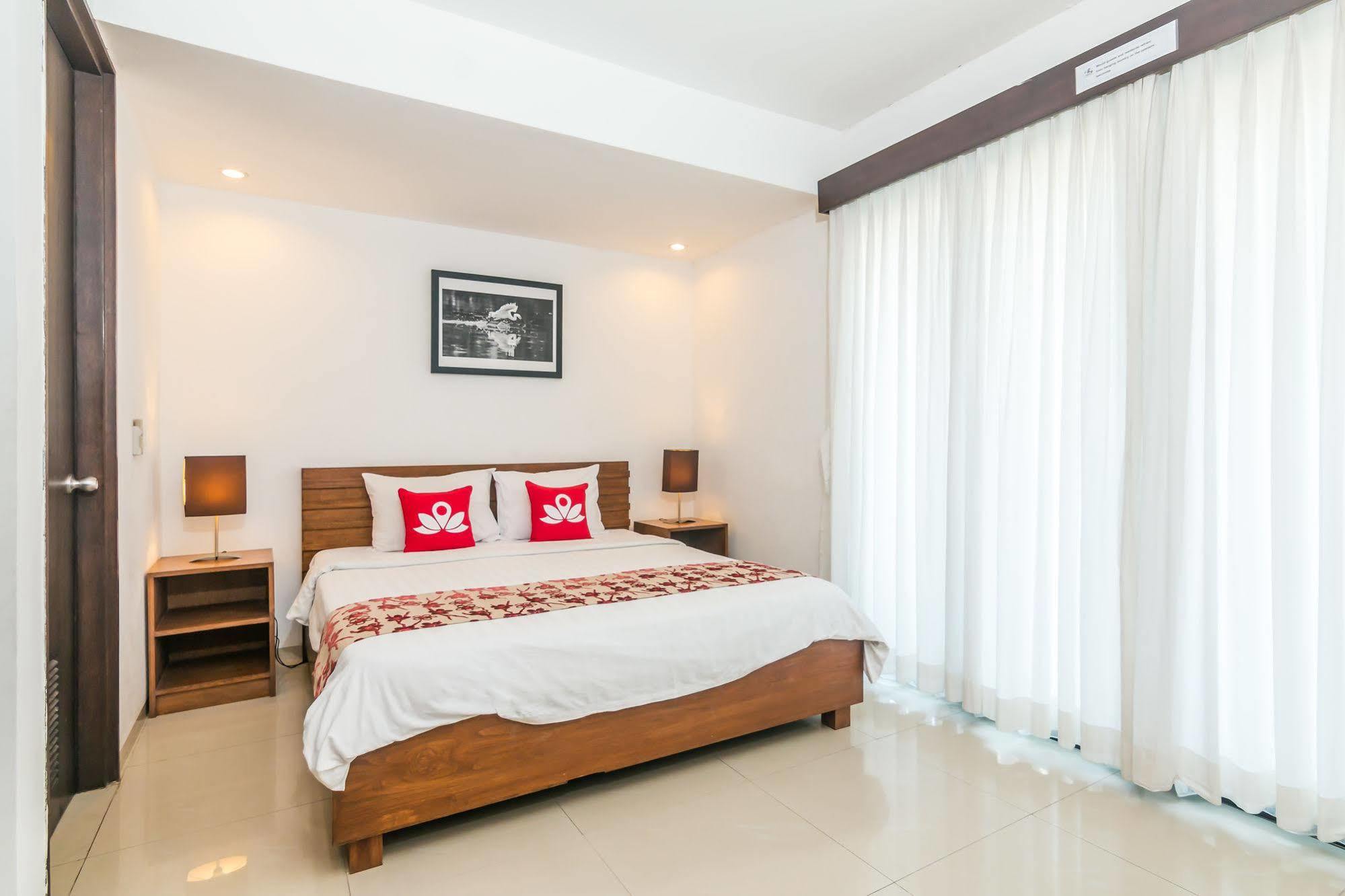 Zen Rooms Dewi Ratih Seminyak Kuta Lombok Exteriör bild